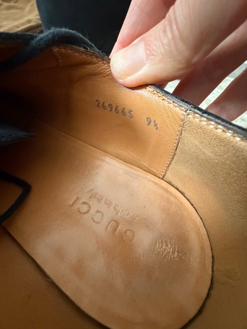 Gucci Black Suede Cap-Toe Derby Shoes - Picture 3 of 8